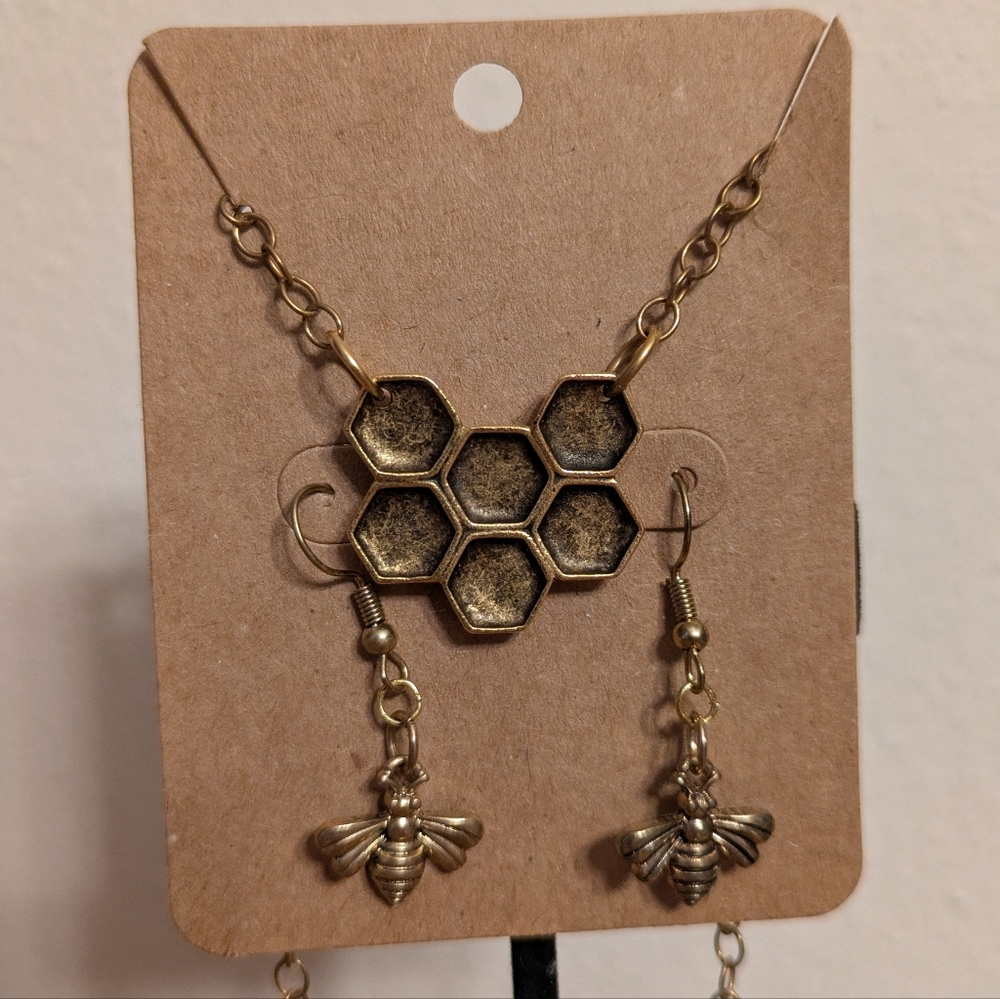 Handmade Gold Honeycomb and Bee Jewelry Set